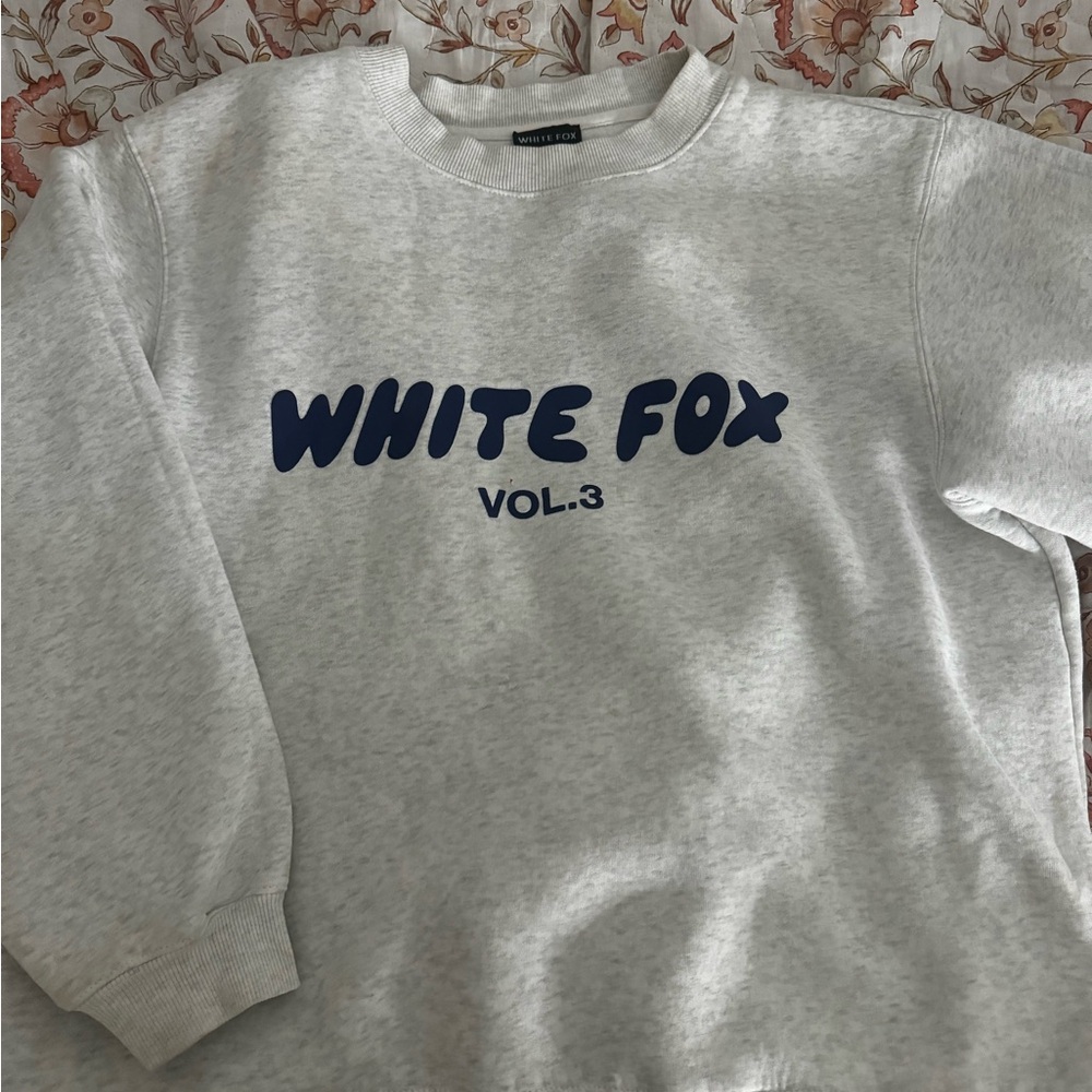 White Fox Boutique Gray Sweatshirt with Navy Print